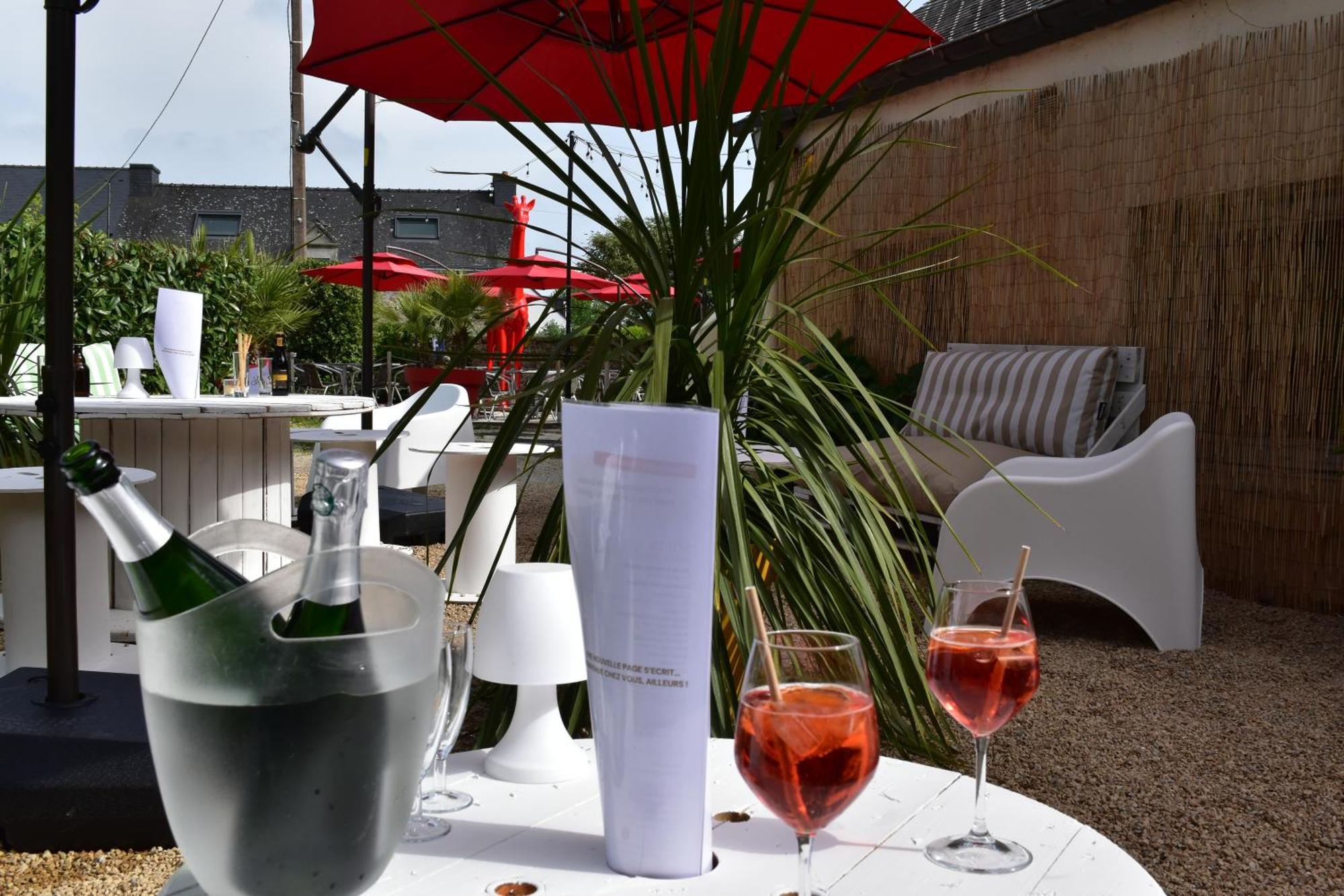 Logis Hotel Vannes Nord Le Clos Des Hortensias Locqueltas Exterior foto